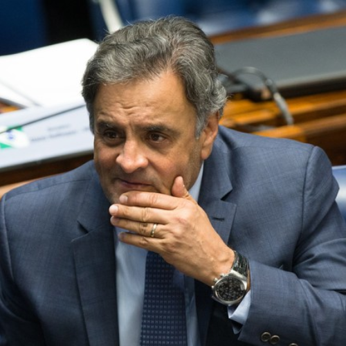 Aras solicita ao STF para rejeitar denúncia contra Aécio Neves