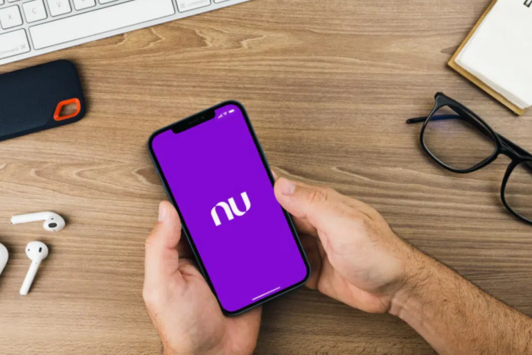 Nubank cria o 'Modo Rua' para diminuir roubos de dinheiro no app