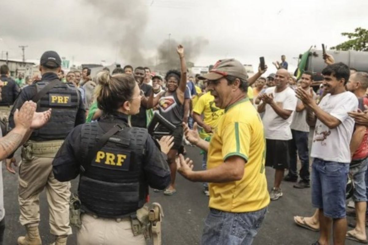 PRF afirma que ainda ocorre interdições nas rodovias federais