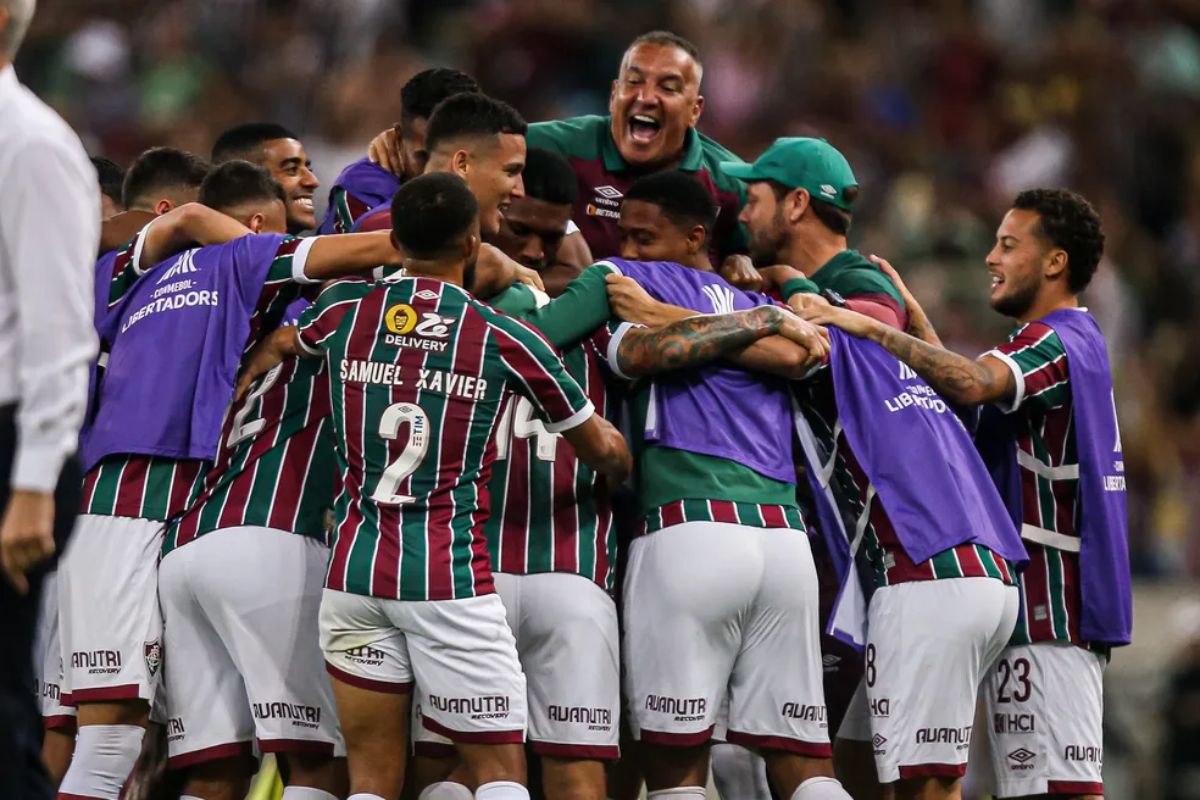 Fluminense atinge objetivo inicial na Libertadores, porém precisa elevar o nível no mata-mata