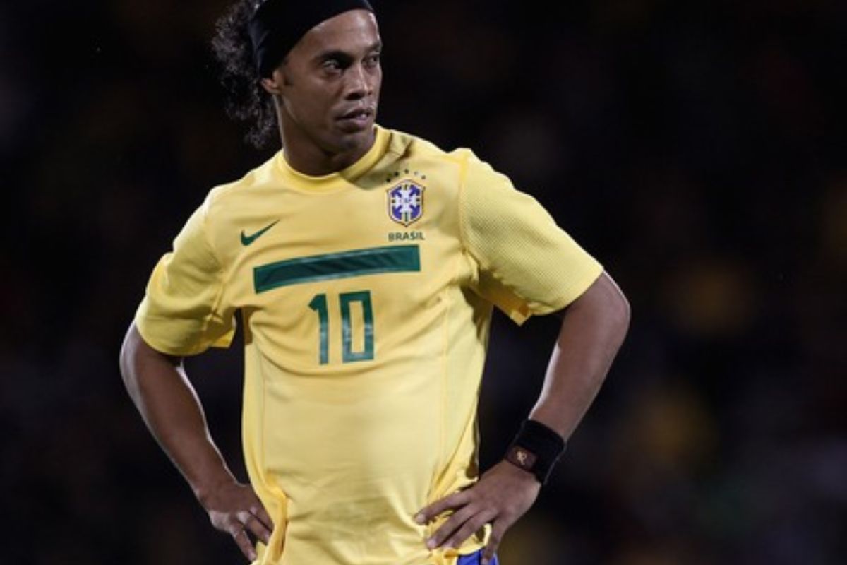 CPI aprova condução coercitiva do ex-jogador Ronaldinho Gaúcho