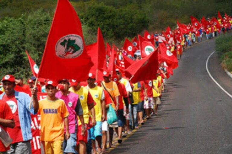 MST Manifesta Insatisfação com Governo Lula e Adverte Sobre Possíveis Protestos em Rodovias