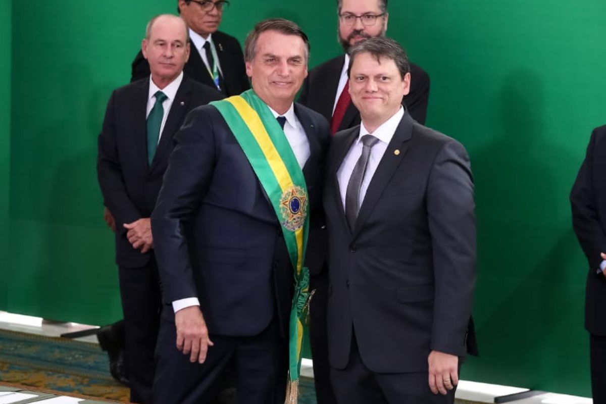 Tarcísio de Freitas confirma presença no ato em apoio a Jair Bolsonaro