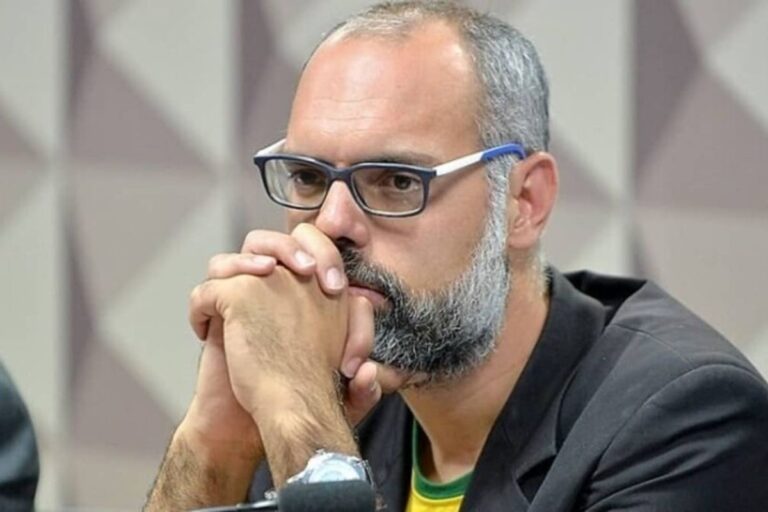 Alexandre de Moraes abre mais um inquérito contra jornalista Allan dos Santos