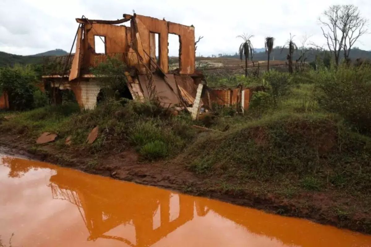 Brasil Notifica Justiça Britânica sobre Acordo de Indenização pela Tragédia de Mariana