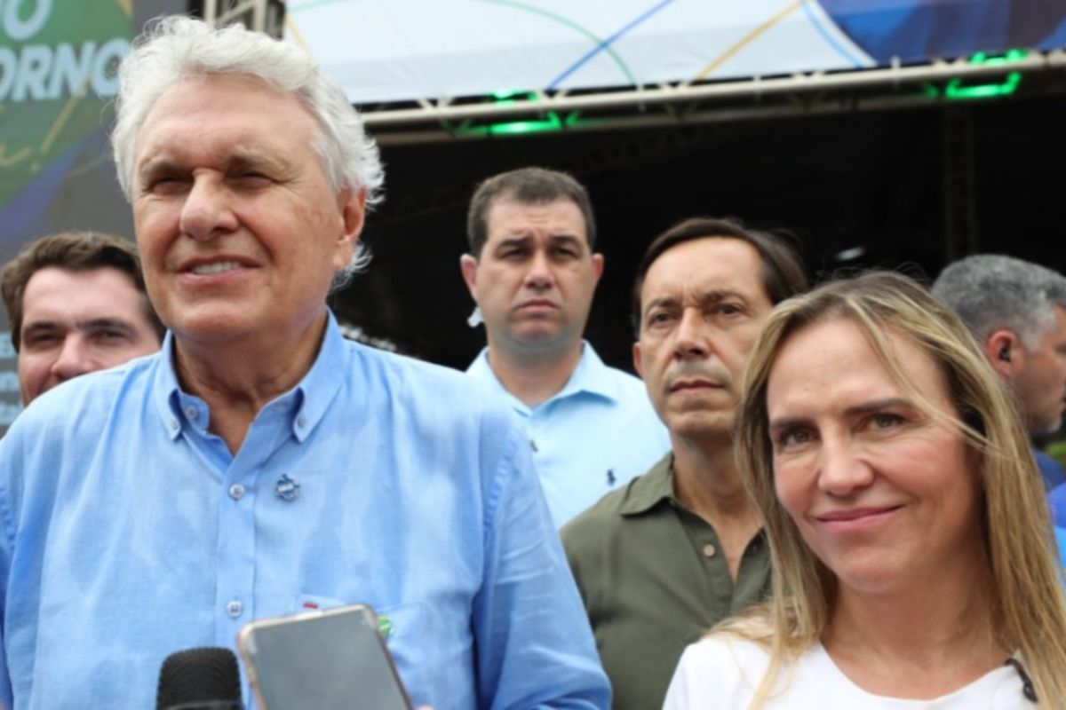 Durante a abertura da terceira edição da feira #NoEntornoTem, realizada neste sábado (18), a governadora em exercício do Distrito Federal, Celina Leão (PP), ressaltou a importância da integração entre o DF e o estado de Goiás. Segundo ela, não existem “muros” que separem a capital federal das cidades goianas que compõem a Região Metropolitana.